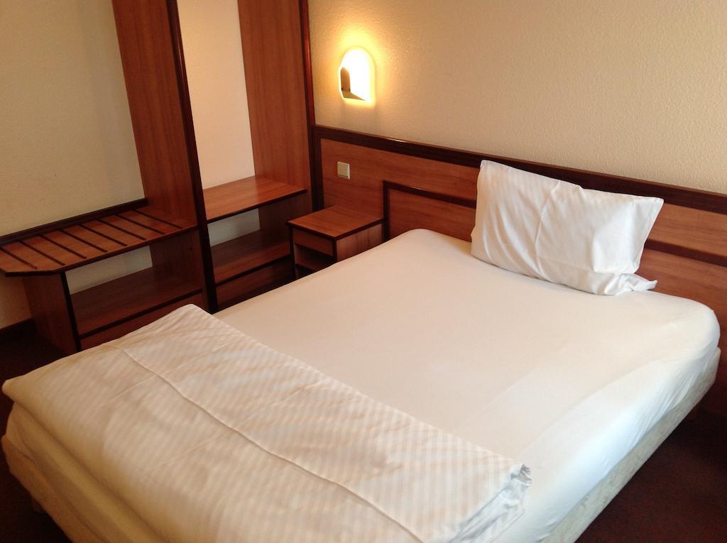 Hotel Anhalt Brehna الغرفة الصورة